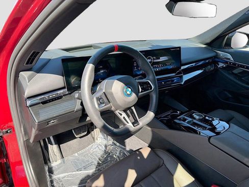 Certified 2025 BMW i5 M60 AWD/4WD image 24