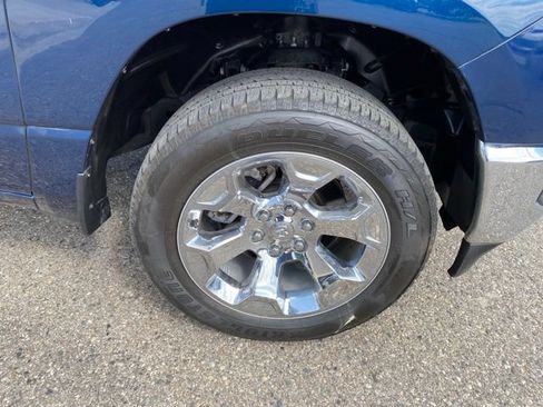 Used 2022 RAM 1500 Big Horn AWD/4WD image 15
