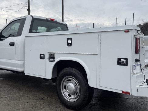 Used 2019 Ford F250 XL w/ Power Equipment Group image 3