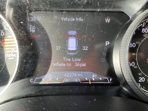 Used 2023 Jeep Cherokee Altitude Lux image 28