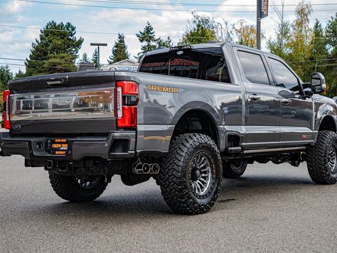 Used 2024 Ford F350 Platinum w/ Tremor Off-Road Package image 5