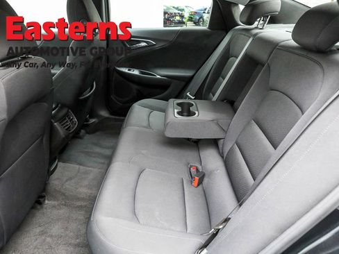 Used 2024 Chevrolet Malibu LT image 30