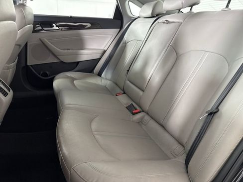 Used 2016 Hyundai Sonata Limited image 12