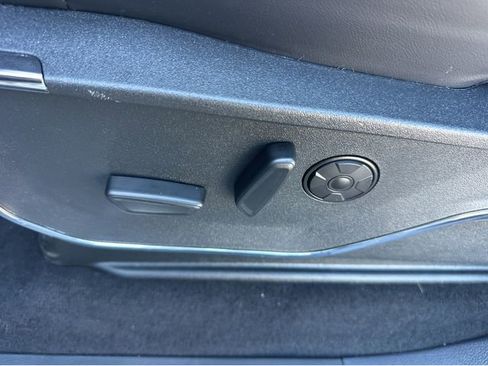 New 2026 Ford F250 Platinum w/ Tremor Off-Road Package image 37