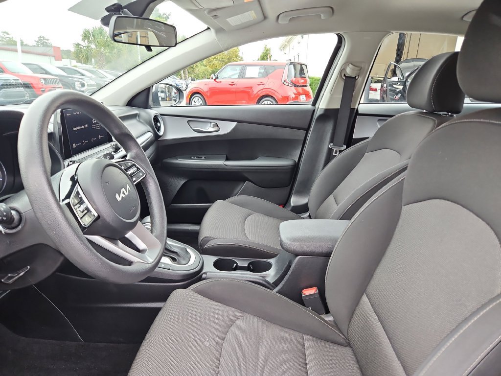 Used 2024 Kia Forte LXS FWD image 20
