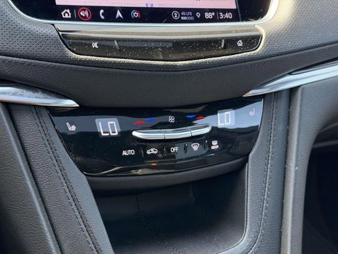 Used 2023 Cadillac XT5 Premium Luxury AWD/4WD image 24