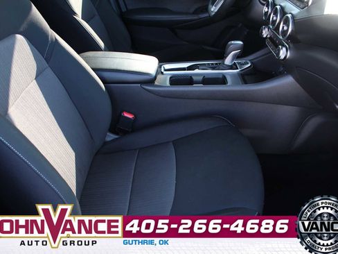 Used 2025 Nissan Sentra SV FWD image 16