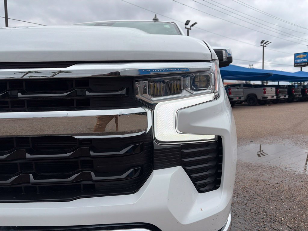 Used 2025 Chevrolet Silverado 1500 LT w/ Texas Edition Plus AWD/4WD image 3