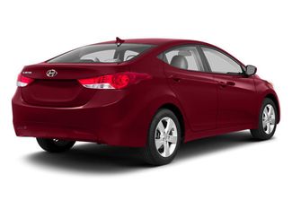 Used 2013 Hyundai Elantra GLS w/ Preferred Pkg FWD video 2