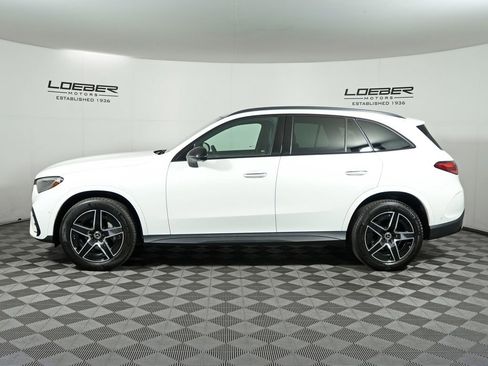 Used 2025 Mercedes-Benz GLC 300 4MATIC image 2