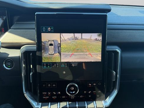 Used 2026 GMC Acadia Denali w/ Super Cruise Package AWD/4WD image 18