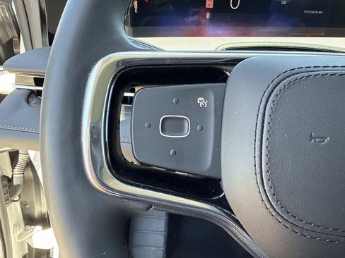 New 2026 Lincoln Nautilus Premier AWD/4WD image 31