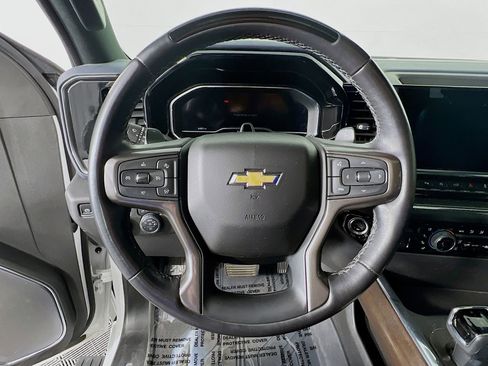 Certified 2024 Chevrolet Silverado 1500 High Country w/ Technology Package AWD/4WD image 10
