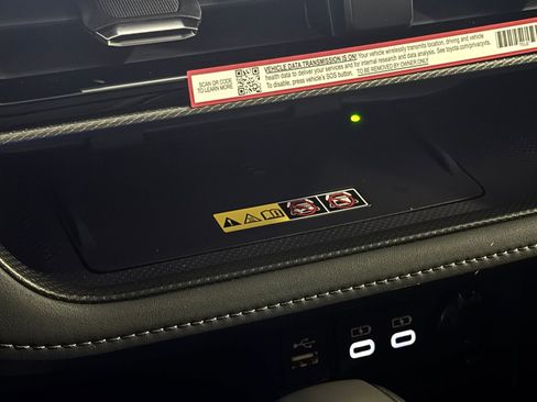 New 2026 Toyota Highlander Platinum image 23