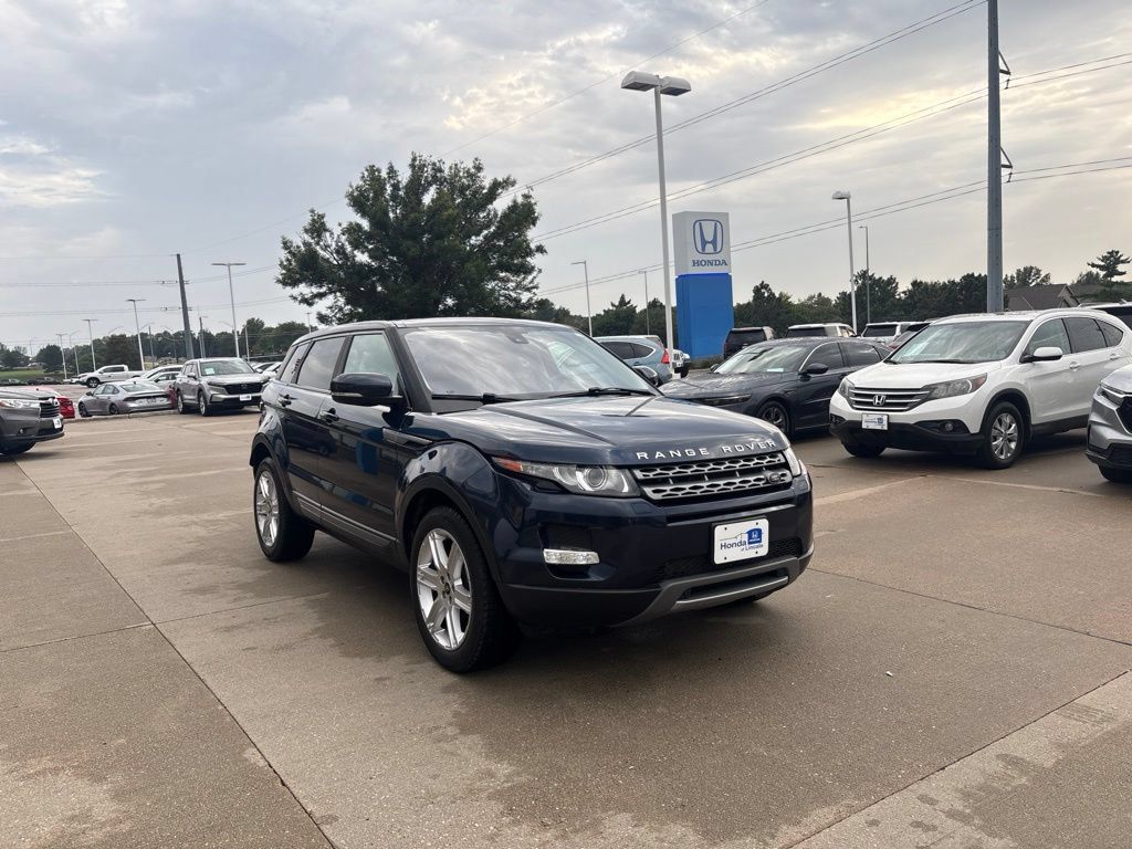 Used 2013 Land Rover Range Rover Evoque Pure Plus AWD/4WD image 3