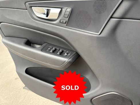 Certified 2025 Volvo XC60 B5 Core AWD/4WD image 26