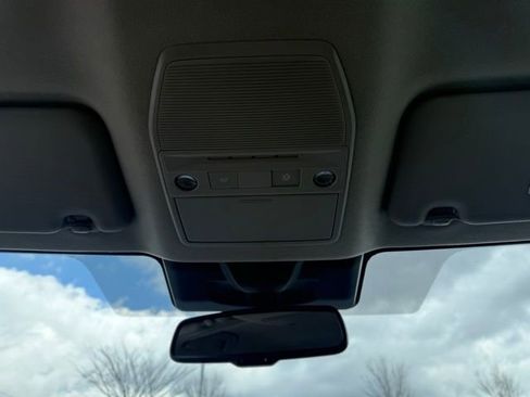 New 2026 Nissan Sentra SV w/ SV Convenience Package FWD image 20