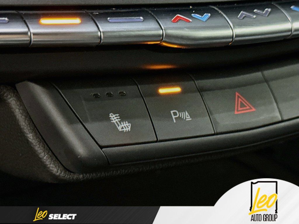 Used 2021 Cadillac XT4 Premium Luxury AWD/4WD image 21