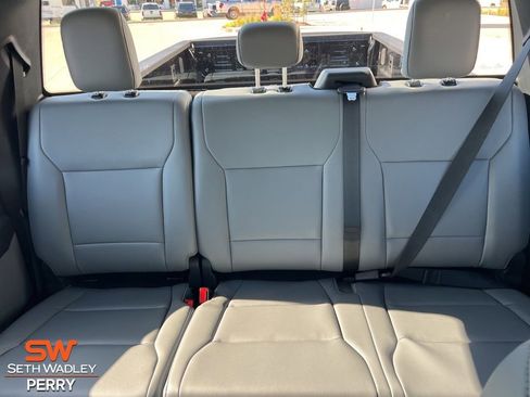 New 2026 Ford F250 XL w/ XL Chrome Package image 22