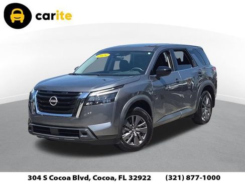 Used 2024 Nissan Pathfinder S FWD image 1