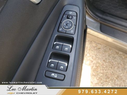Used 2023 Hyundai Santa Fe Limited FWD image 19
