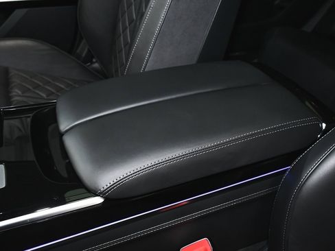 Used 2023 Audi S8 w/ S8 Comfort Plus Package image 55