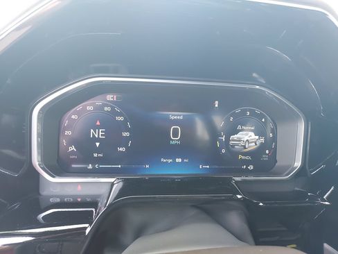 New 2026 Chevrolet Silverado 1500 LT w/ All Star Edition Plus AWD/4WD image 18