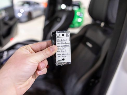 Used 2024 Mercedes-Benz GLS 63 AMG 4MATIC image 49