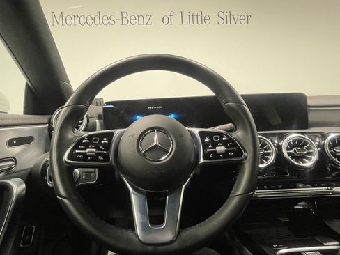 Used 2023 Mercedes-Benz CLA 250 4MATIC image 31