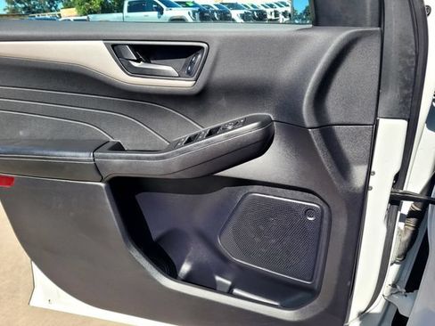 Used 2022 Ford Escape SE w/ Convenience Package AWD/4WD image 18