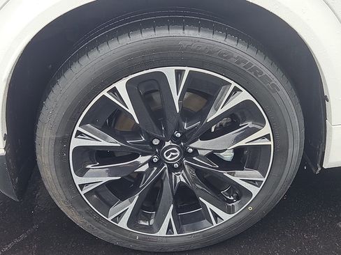 Certified 2025 MAZDA CX-90 3.3 Turbo S w/ Premium Plus image 32