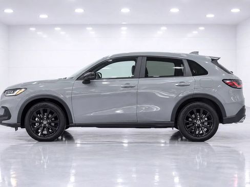 Used 2026 Honda HR-V Sport image 2