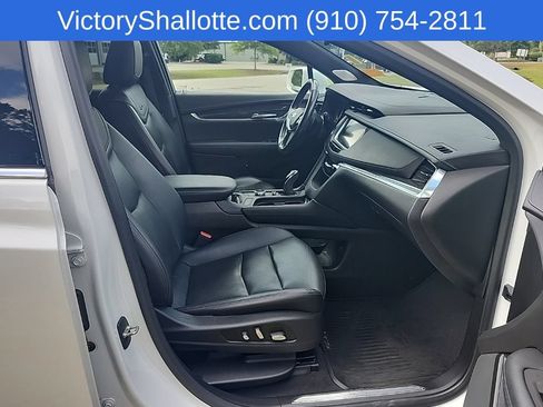 Used 2020 Cadillac XT5 Premium Luxury AWD/4WD image 33