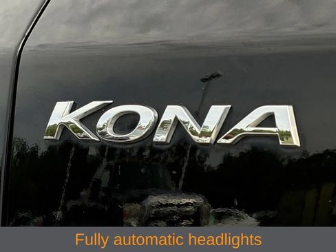 Used 2023 Hyundai Kona SEL FWD image 9