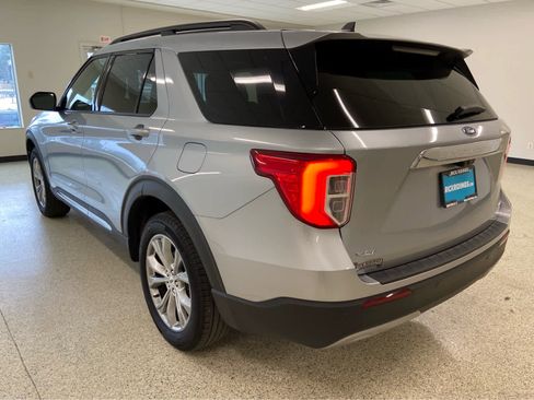 Used 2023 Ford Explorer XLT w/ Equipment Group 202A image 12