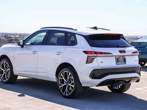 New 2026 Audi Q3 quattro 2.0T image 6