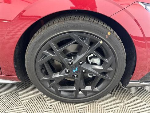 New 2025 Hyundai Elantra N Line image 13