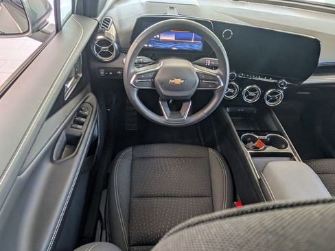 Certified 2025 Chevrolet Blazer EV LT image 8
