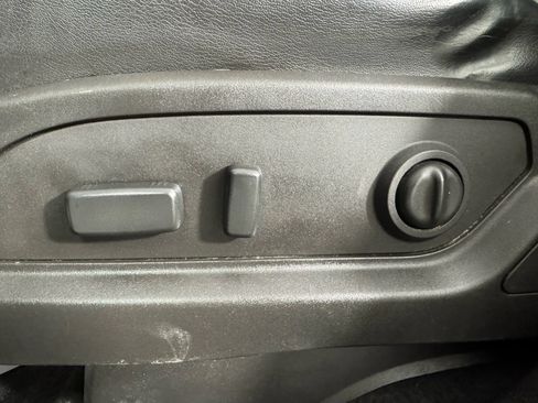 Used 2017 Buick Enclave Leather image 33