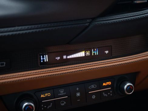 Used 2020 Ferrari F8 Tributo image 45