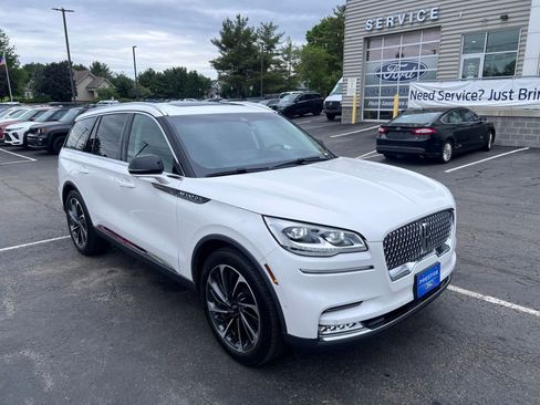 Used 2021 Lincoln Aviator Reserve w/ Equipment Group 202A AWD/4WD image 7