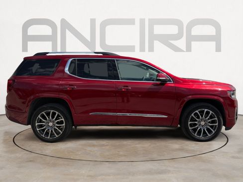 Used 2023 GMC Acadia Denali w/ Denali Ultimate Package FWD image 10