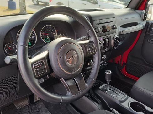 Used 2018 Jeep Wrangler Unlimited Sport S image 8