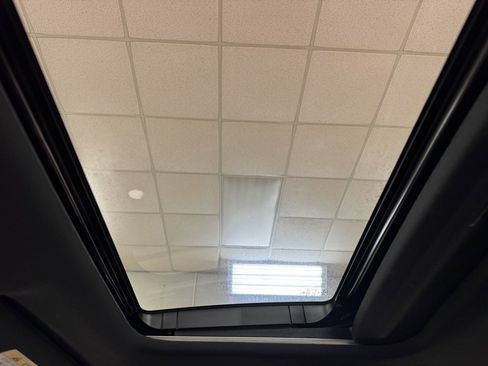 Used 2022 Honda Civic Si image 40