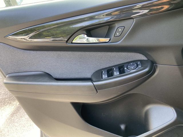 Used 2025 Chevrolet TrailBlazer LT AWD/4WD image 18