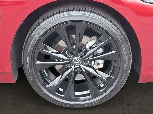 Used 2024 Lexus ES 300h F Sport image 9