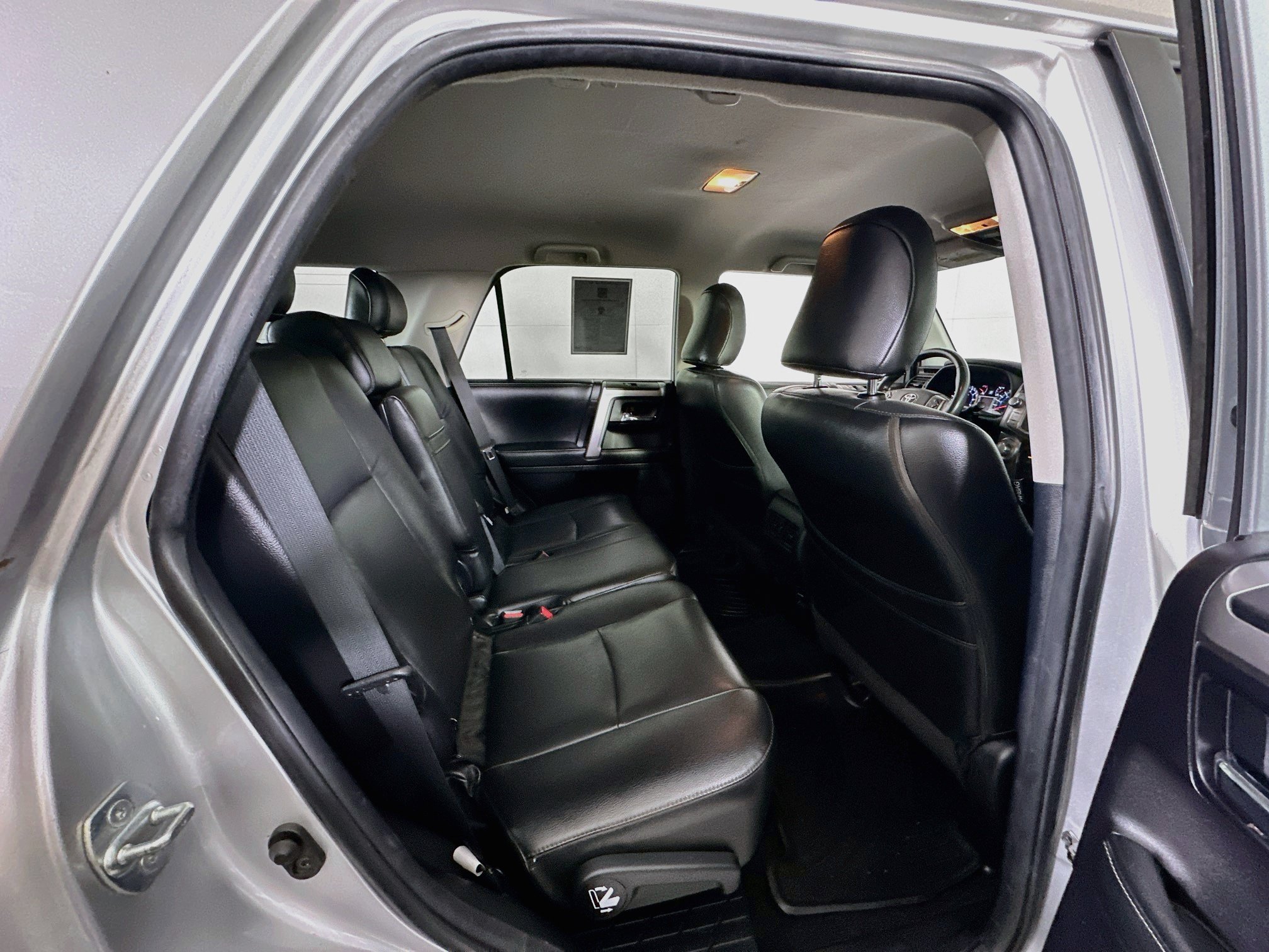 Used 2014 Toyota 4Runner SR5 RWD image 29