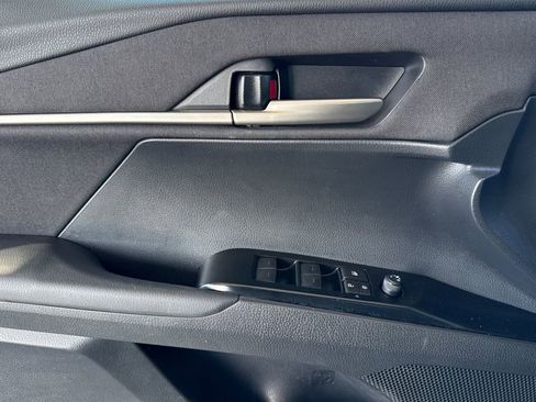 Used 2025 Toyota Camry LE image 17