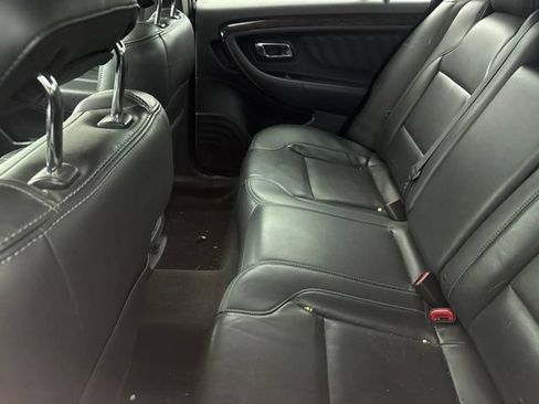 Used 2013 Ford Taurus Limited FWD image 4