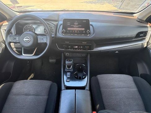 Certified 2023 Nissan Rogue SV FWD image 21